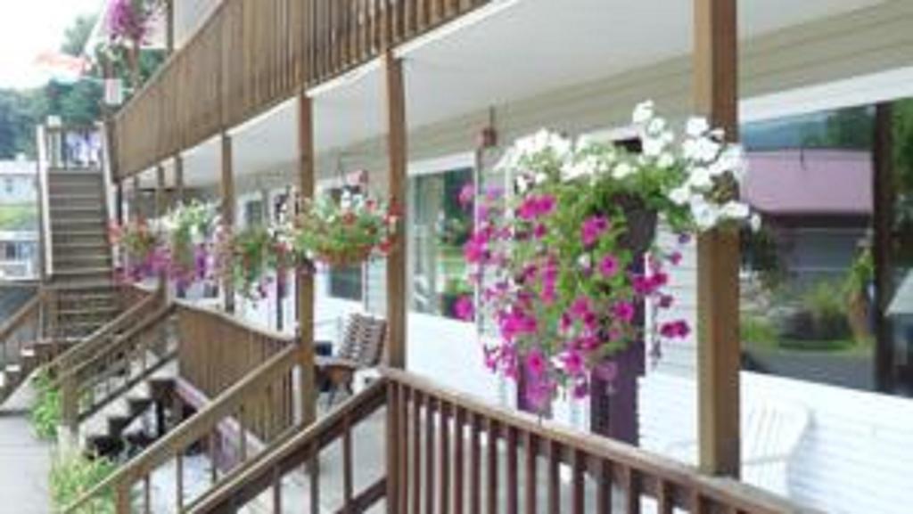 Legacy Inn & Suites Of Lake George Exterior foto